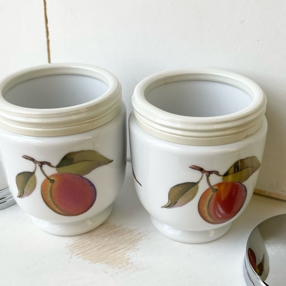 Royal Worcester England Evesham Egg Coddler set of 2 Large Size - Picture 4 of 15